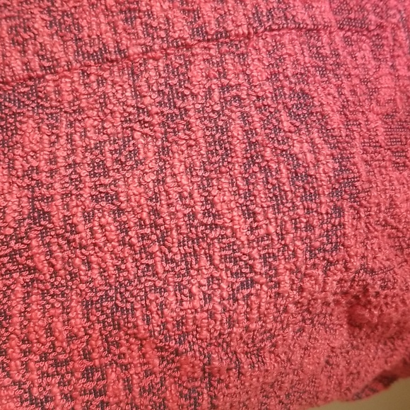 Red textured dress - Picture 2 of 9